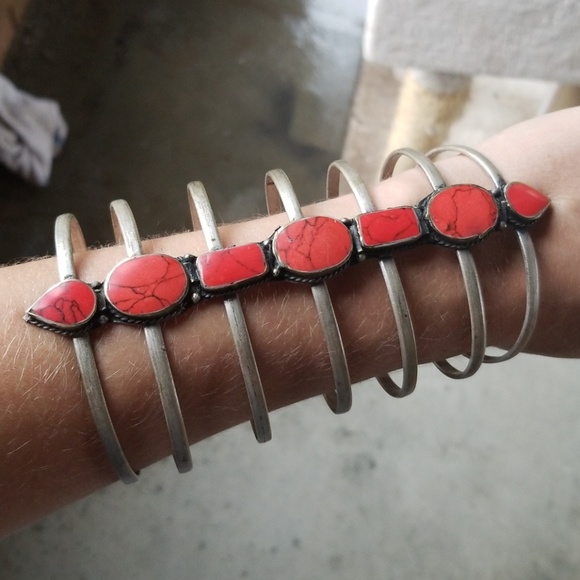 Vintage Jewelry - HP!! NWOT Ladies of Paradise Coral Metal LG Cuff